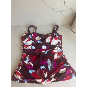 - Athleta square neck bra cup Tankini 38D/DD